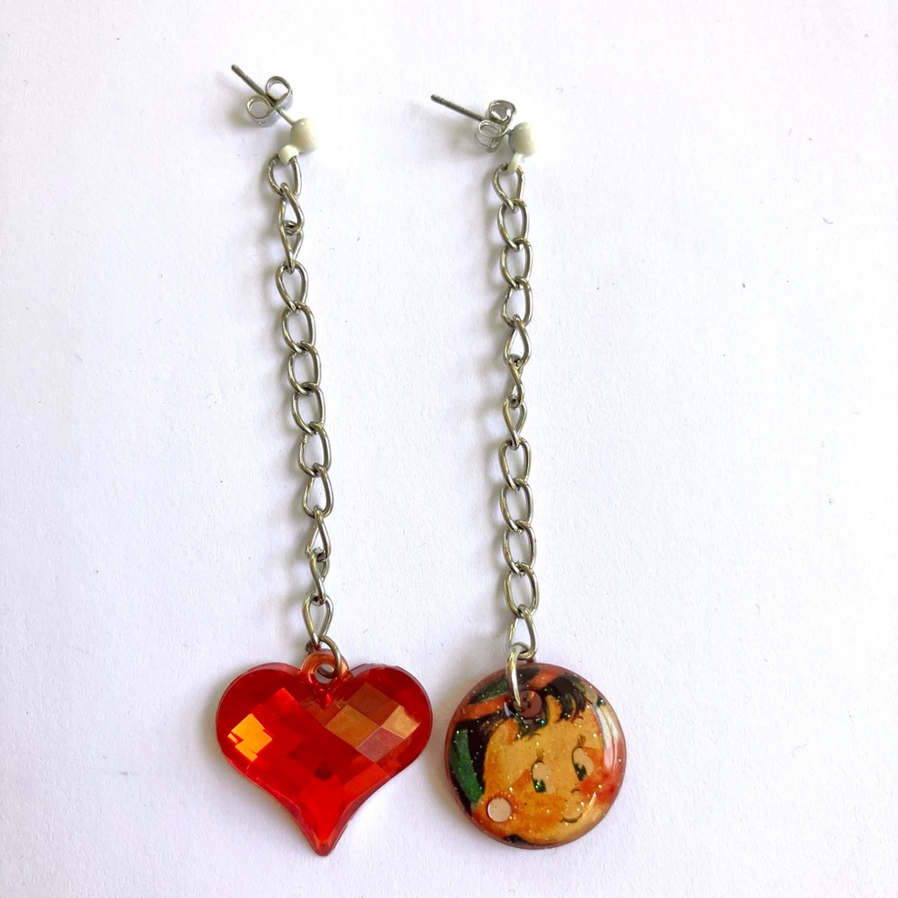 Vintage 80’s retro heart & illustrated girl long chain dangle post earrings